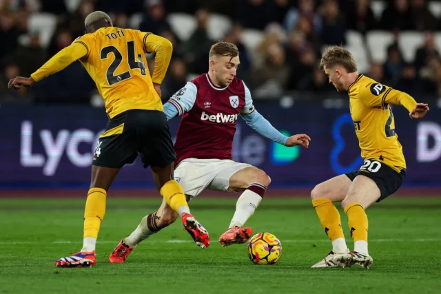 West Ham beat Wolverhampton Wanderers